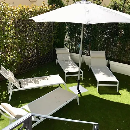 Marvellous 5 Bed Centre Apartment Cannes